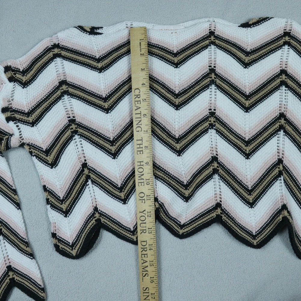 Francesca's Audrey Parks Sweater Multicolor Sz XS Chevron Knit Bell Sleeve Crop - Picture 5 of 9